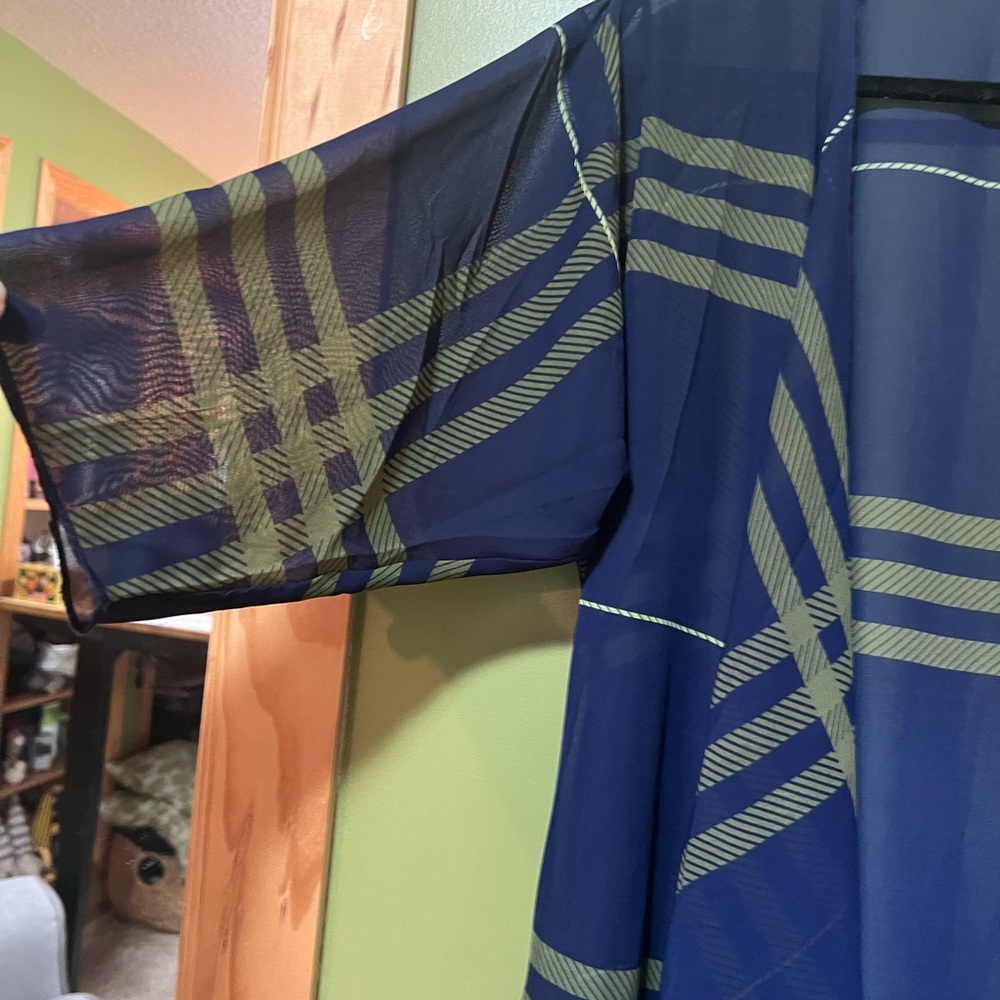 LLR Shirley - Picture 2 of 3